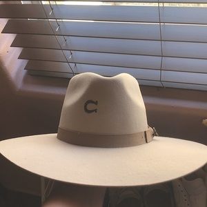 Charlie 1 Horse felt hat